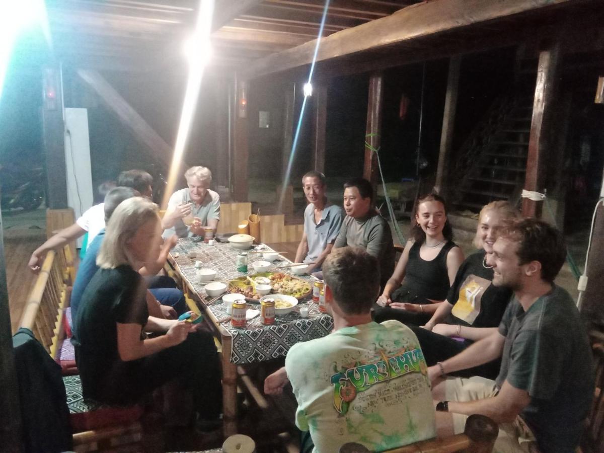 Truong Huy Homestay 마이쩌우 외부 사진