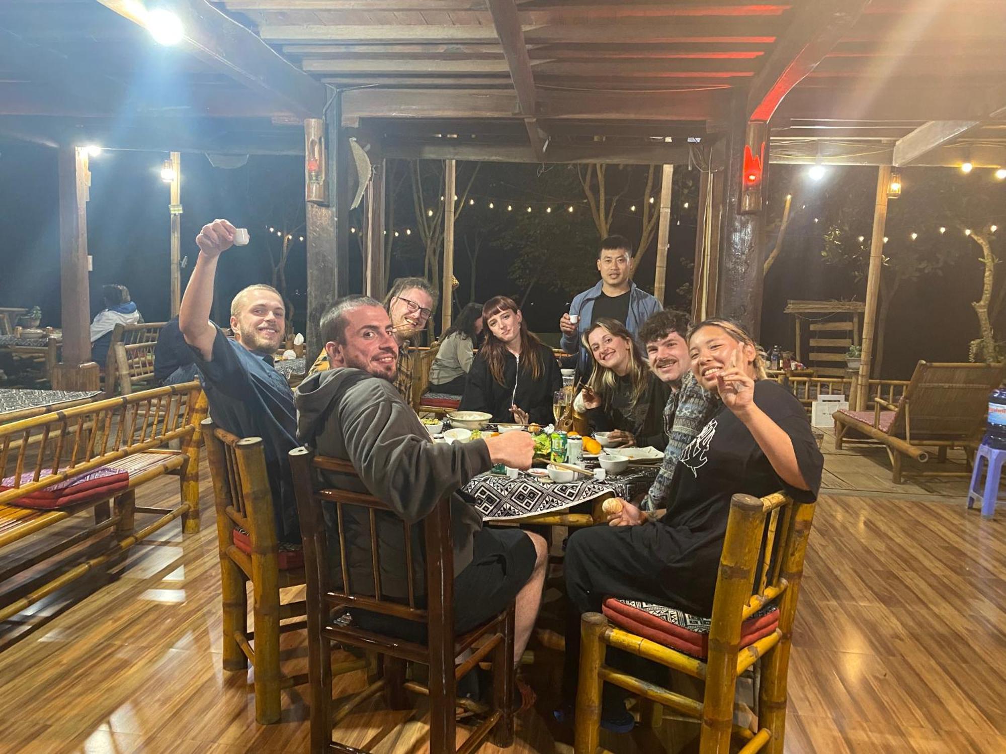 Truong Huy Homestay 마이쩌우 외부 사진