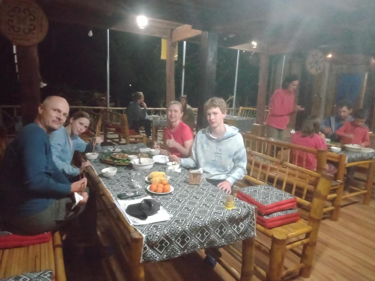 Truong Huy Homestay 마이쩌우 외부 사진