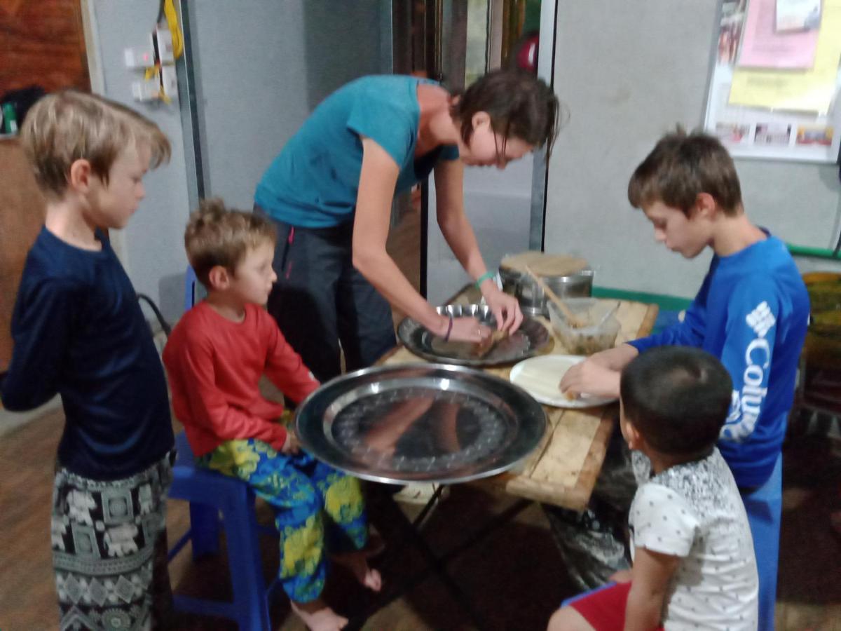 Truong Huy Homestay 마이쩌우 외부 사진